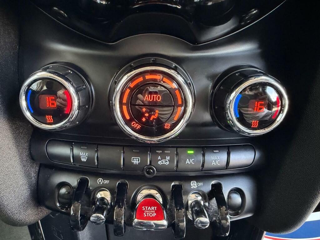 Mini Hatch 1.5 Cooper D Media XL Chili Half Leather Silver #18