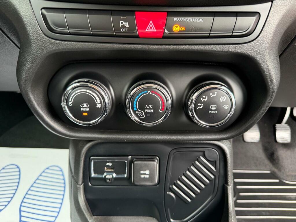 Jeep Renegade E-torq Longitude Suv Red #18