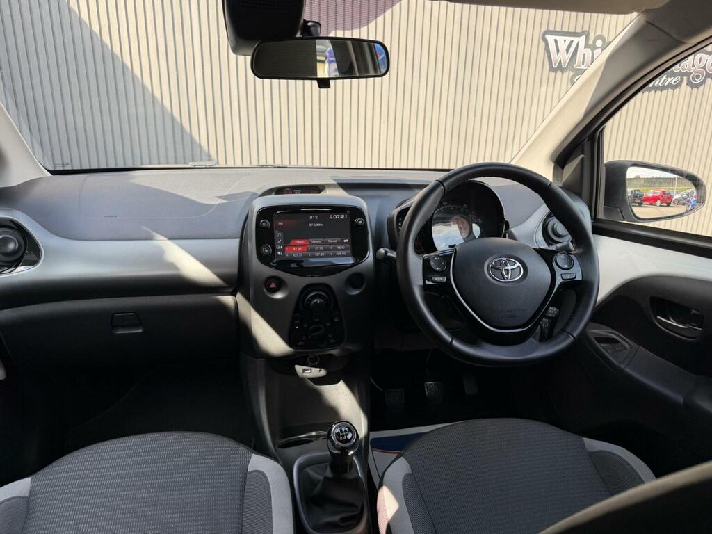 Toyota Aygo Hatchback  #15