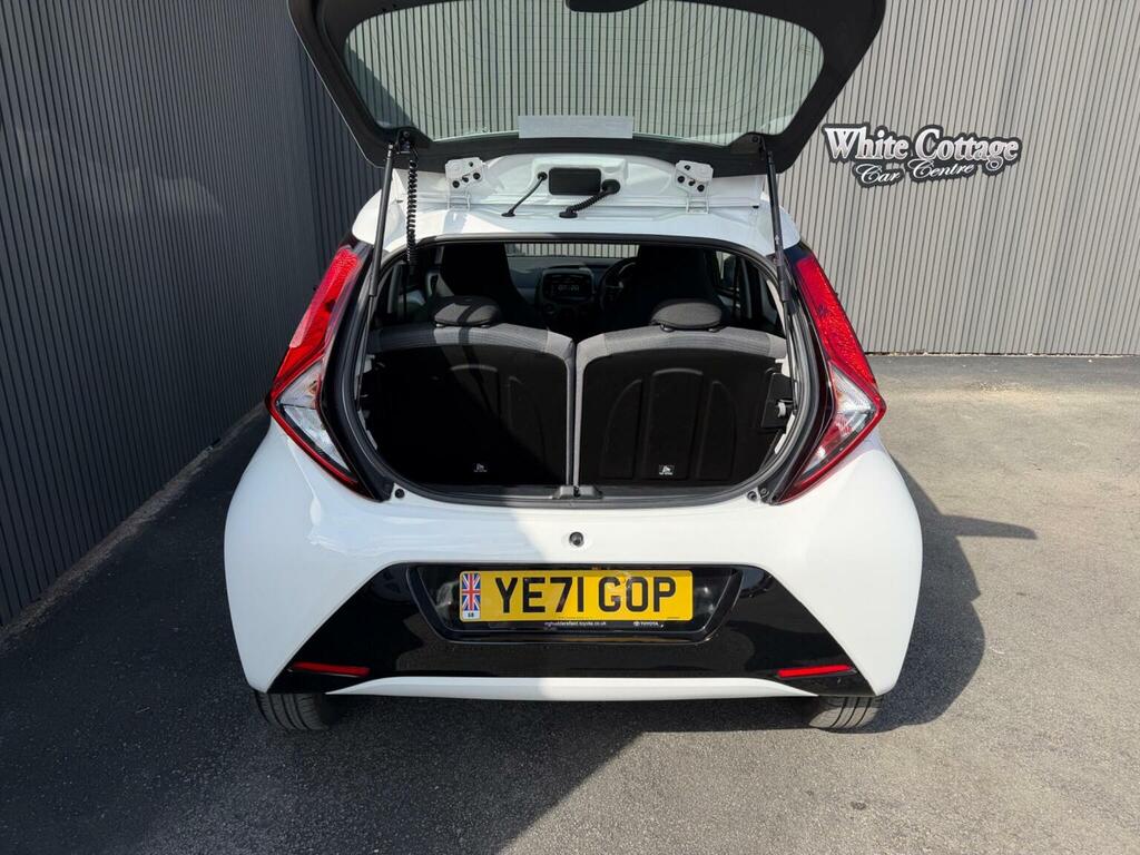 Toyota Aygo Hatchback  #9