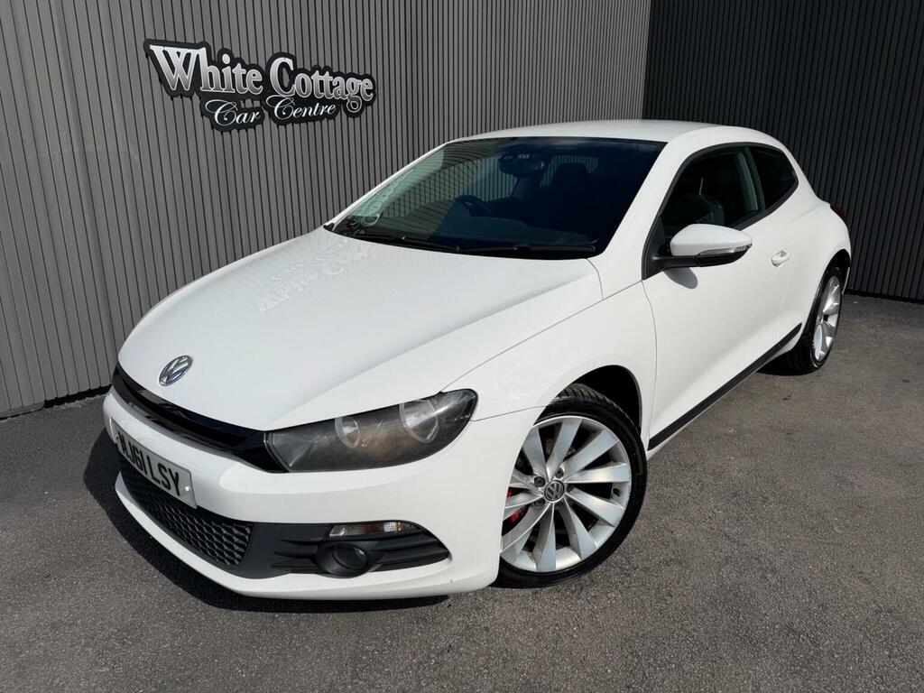 Volkswagen Scirocco 2.0 Tdi Bluemotion Tech Gt Euro 5 Ss White #2
