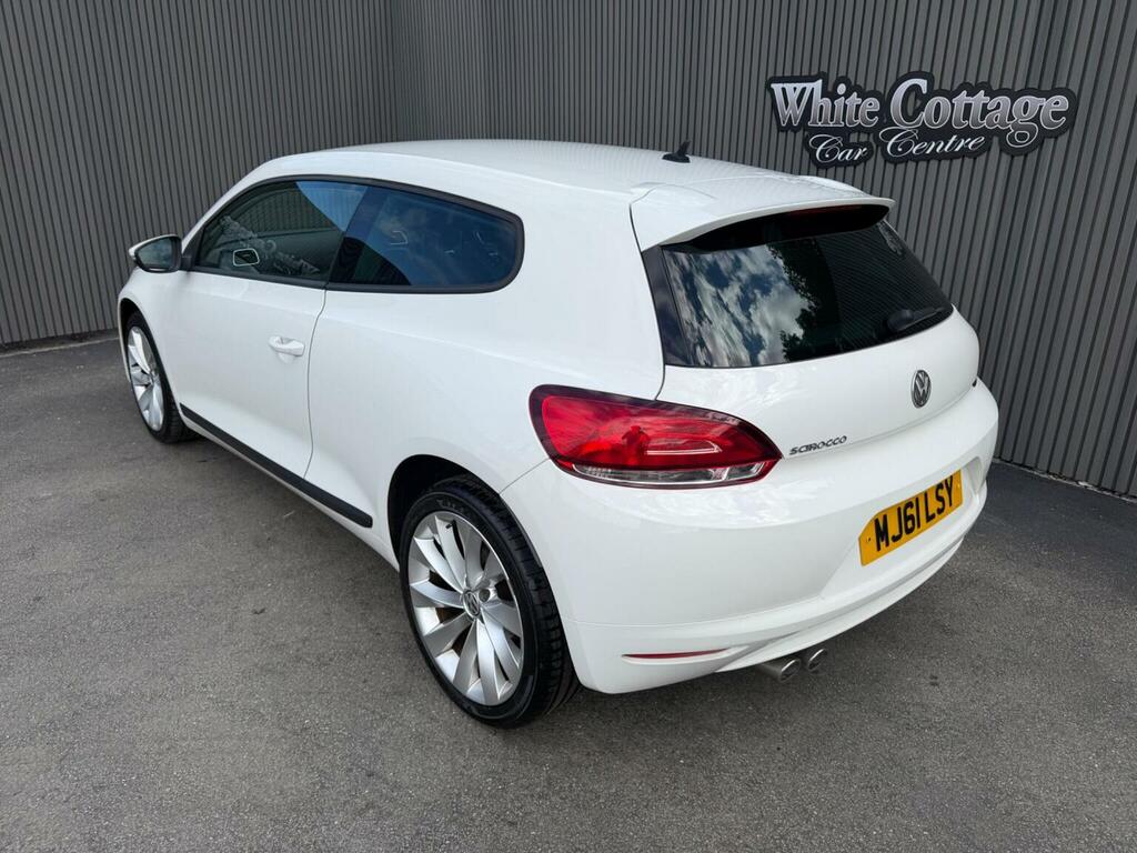Volkswagen Scirocco 2.0 Tdi Bluemotion Tech Gt Euro 5 Ss White #3