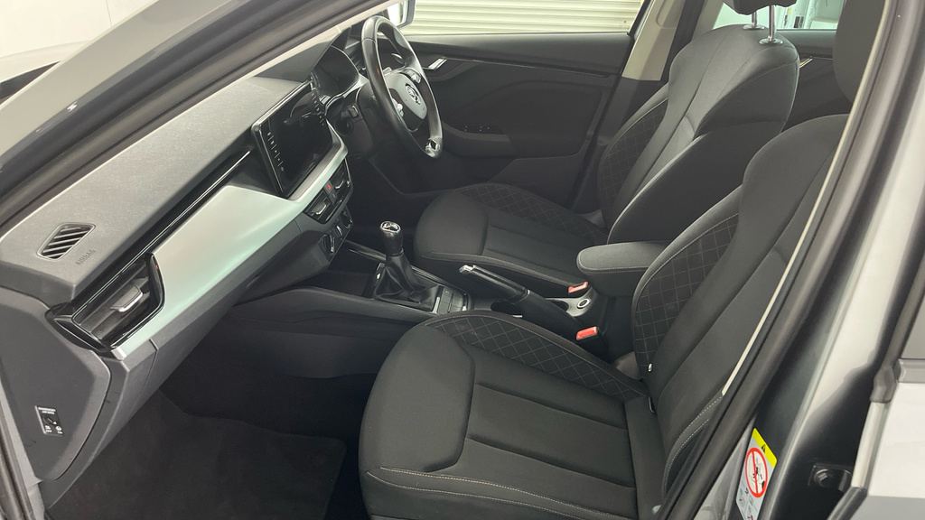 Skoda Kamiq 1.0 Tsi Se Drive Suv Euro 6 Ss DA23XCV Grey #2