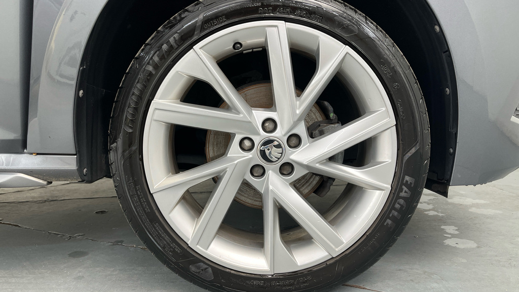 Skoda Kamiq 1.0 Tsi Se L Executive Suv Euro LM23FSK Grey #5