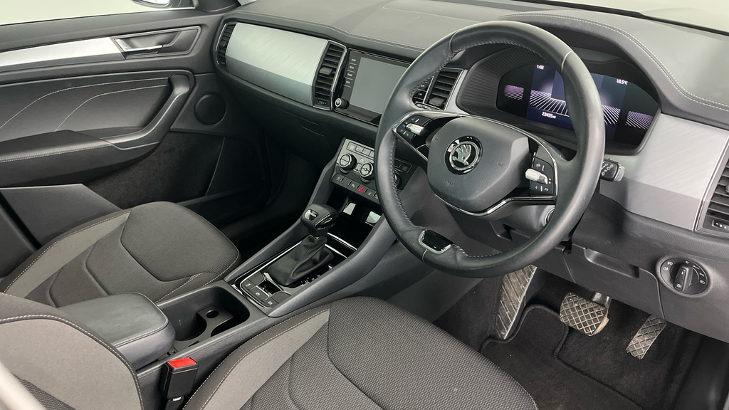 Skoda Kodiaq 1.5 Tsi Act Se Drive Suv Dsg Euro 6 S BD72UCO Black #6