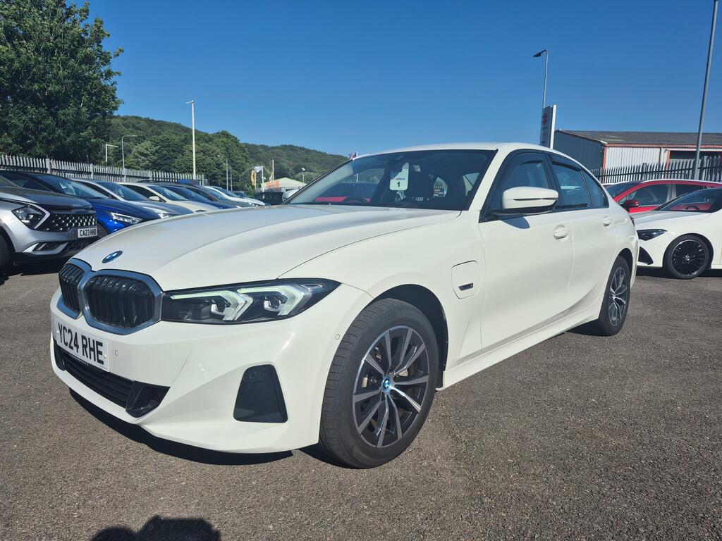 BMW 3 Series 2.0 330E 12Kwh Sport Saloon Plug-in Hyb YC24RHE White #3