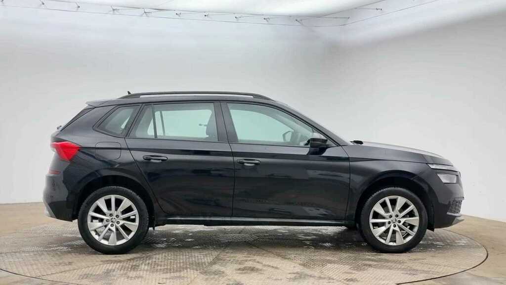 Skoda Kamiq Se Drive 1.0 Tsi 95 Ps 5G Man Silver #4