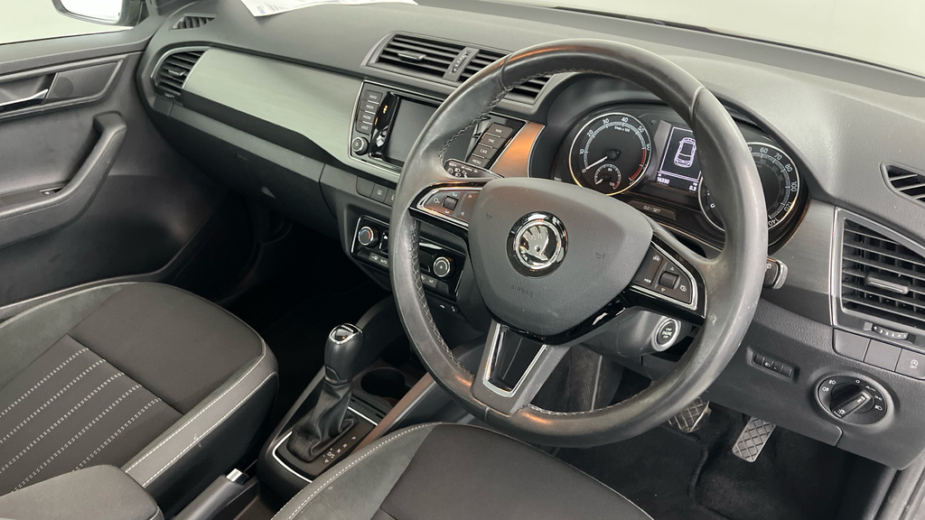 Skoda Fabia 1.0 Tsi Se L Hatchback Dsg Euro 6 Ss Black #6