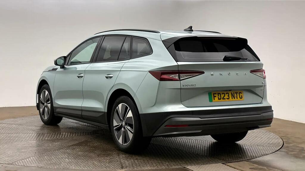 Skoda ENYAQ Iv 62Kwh 60 Suv Dc120kw 179 P Silver #3