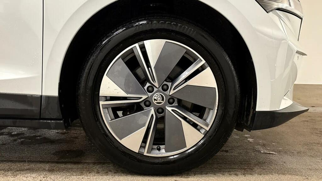 Skoda ENYAQ Iv 82Kwh 80 Suv Dc125kw 204 P White #5