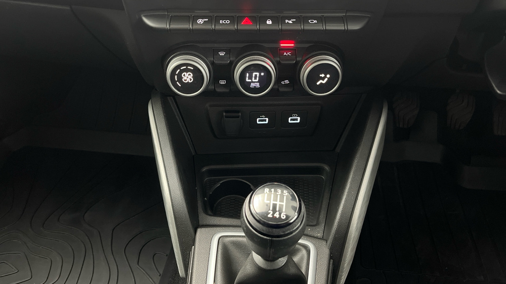 Dacia Duster 1.6 Hybrid 140 Journey Green #22