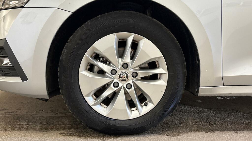 Skoda Octavia 1.5 Tsi Act Se Technology Estate Silver #4