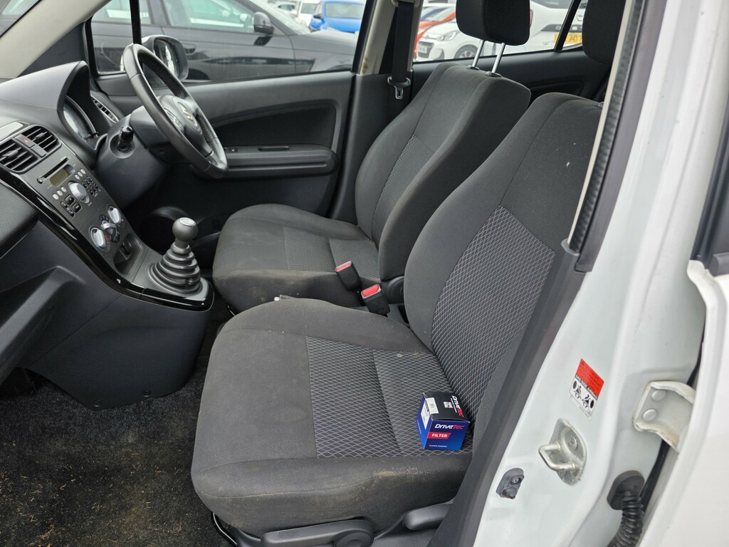 Suzuki Splash Sz3 White #9