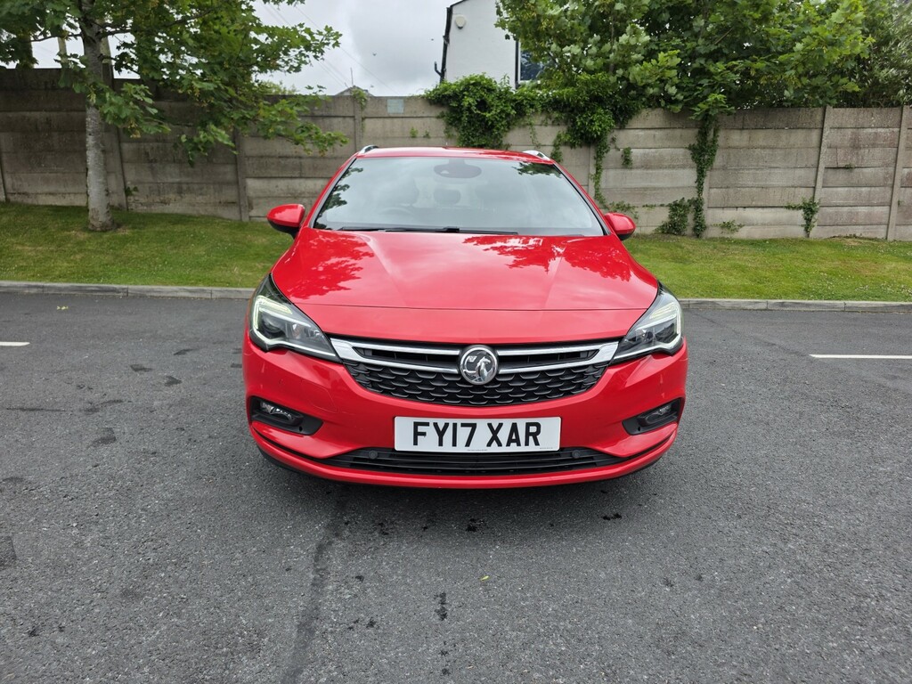 Vauxhall Astra 1.6 Cdti Blueinjection Sri Red #2