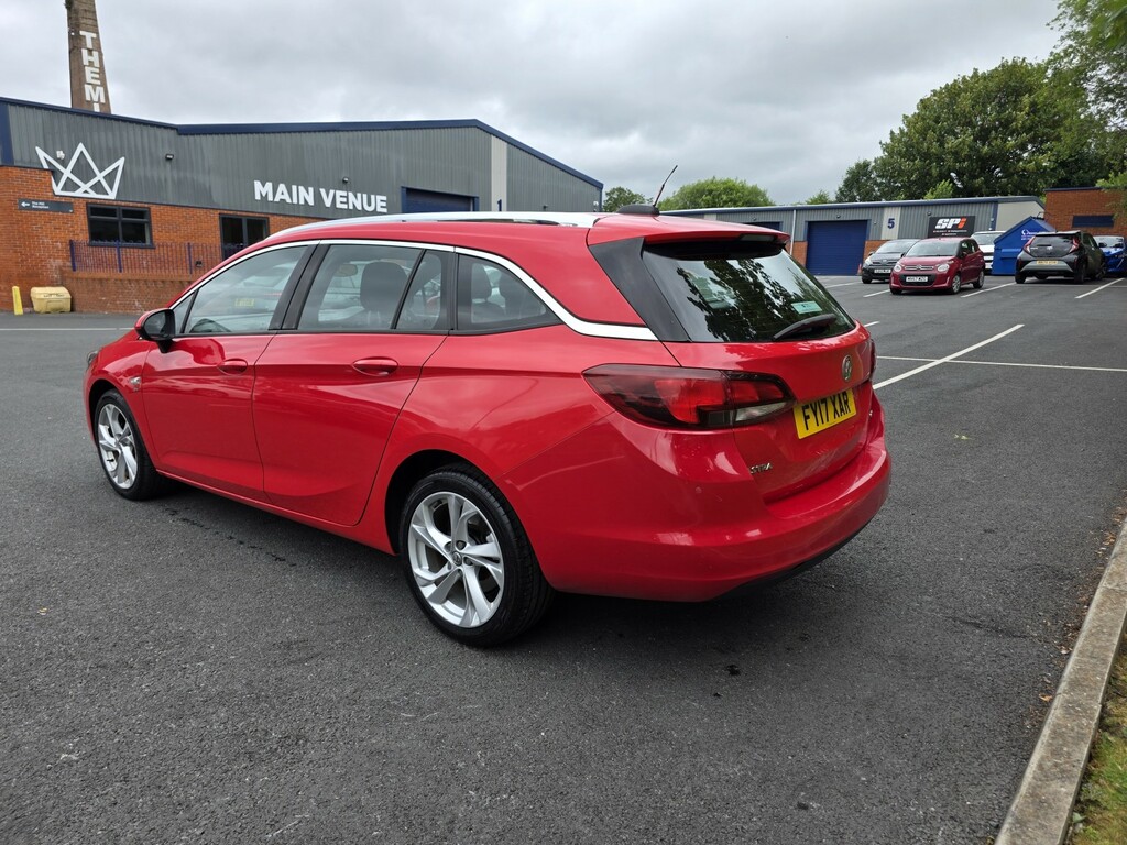 Vauxhall Astra 1.6 Cdti Blueinjection Sri Red #6