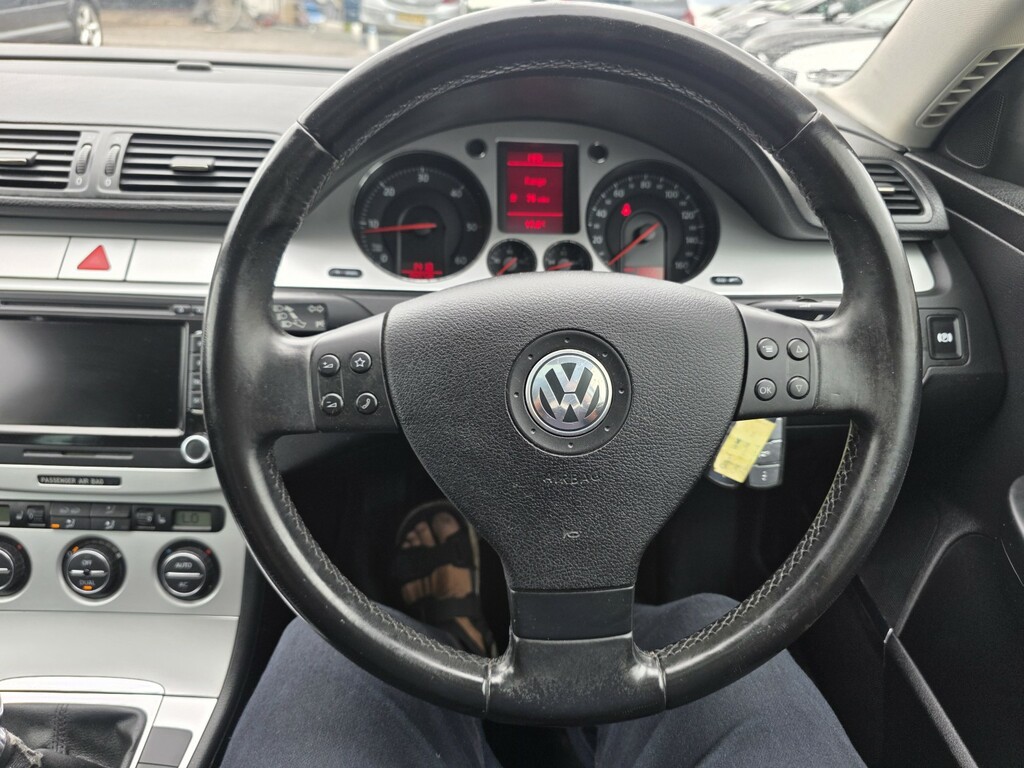 Volkswagen Passat 2.0 Tdi Gpf Highline Saloon Dsg Euro 4 Silver #17