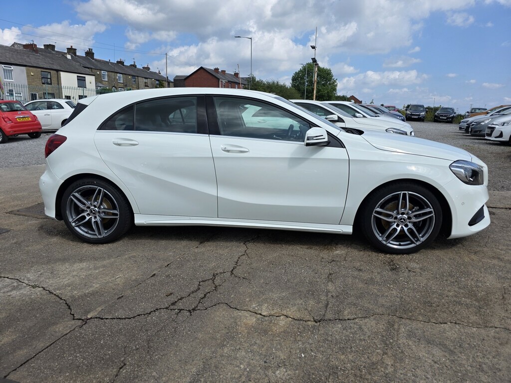 Mercedes-Benz A Class Hatchback 1.6 A180 Amg Line 201867 EN67YYU White #4