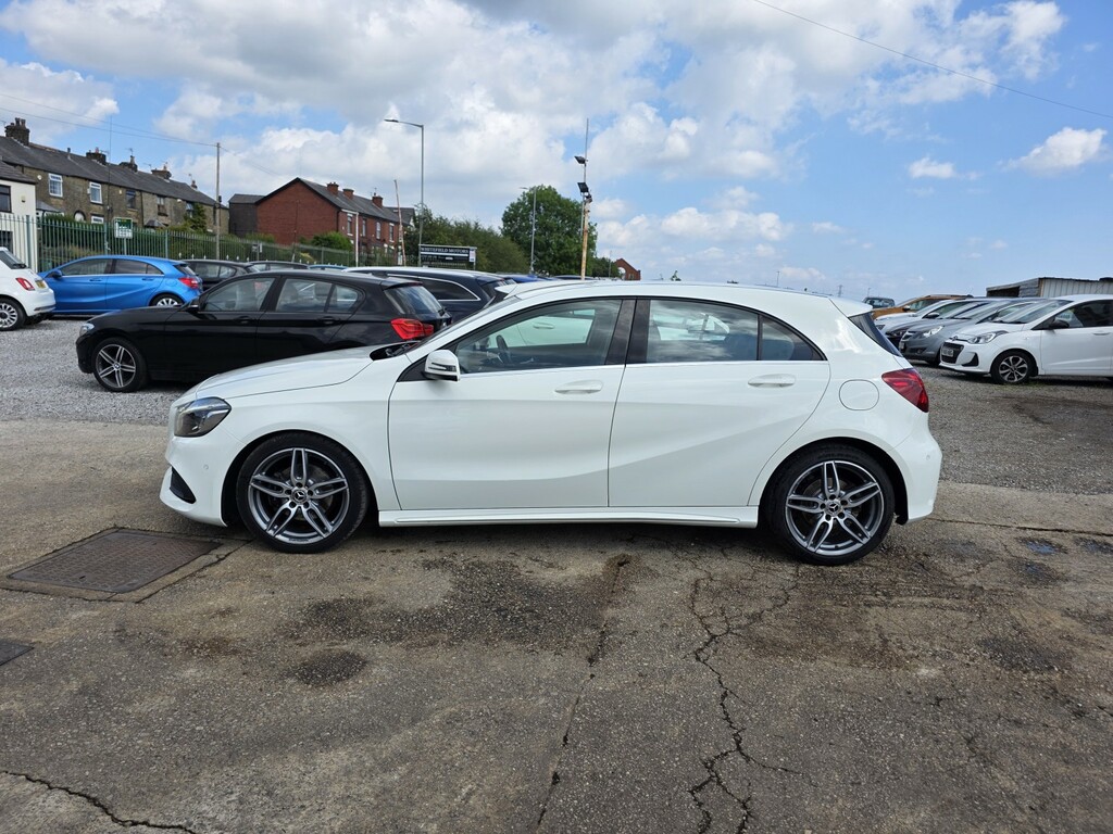 Mercedes-Benz A Class Hatchback 1.6 A180 Amg Line 201867 EN67YYU White #5