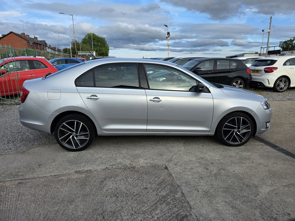 Skoda Rapid 1.2 Tsi Sport Silver #4