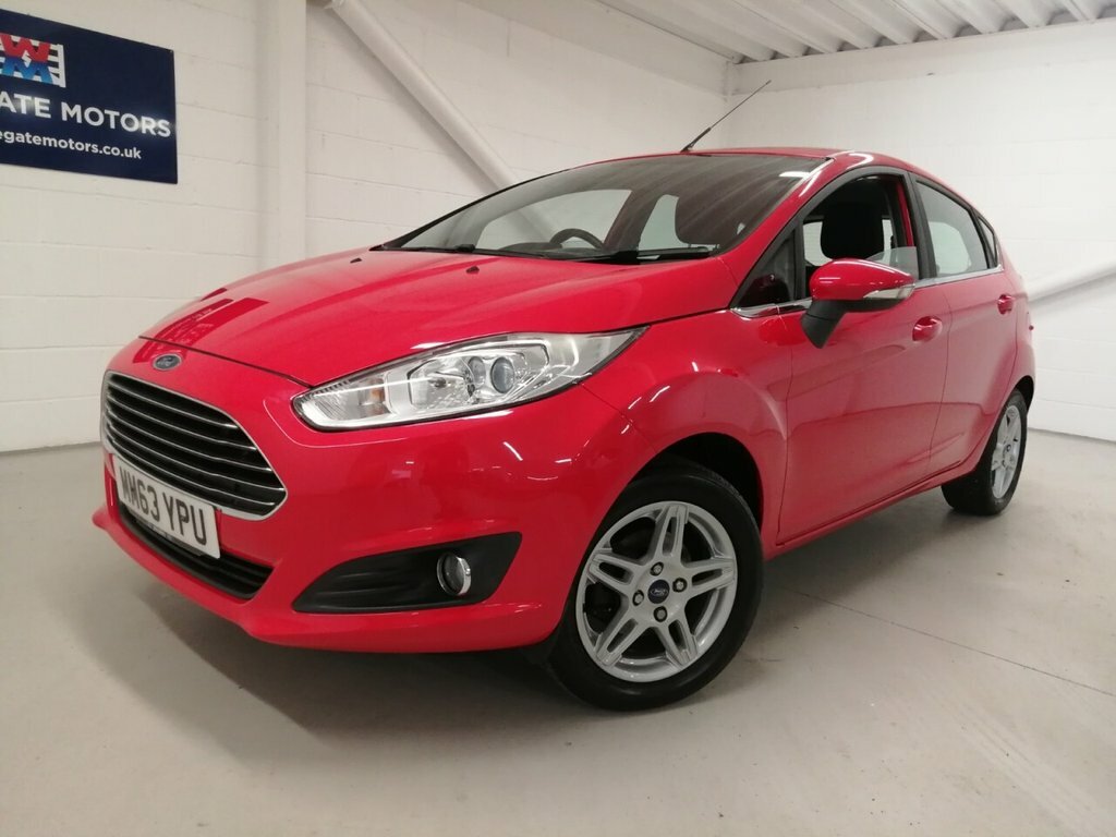 Ford Fiesta 1.3L Zetec Red #3