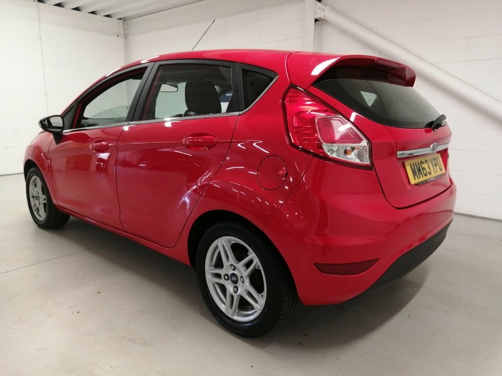 Ford Fiesta 1.3L Zetec Red #5