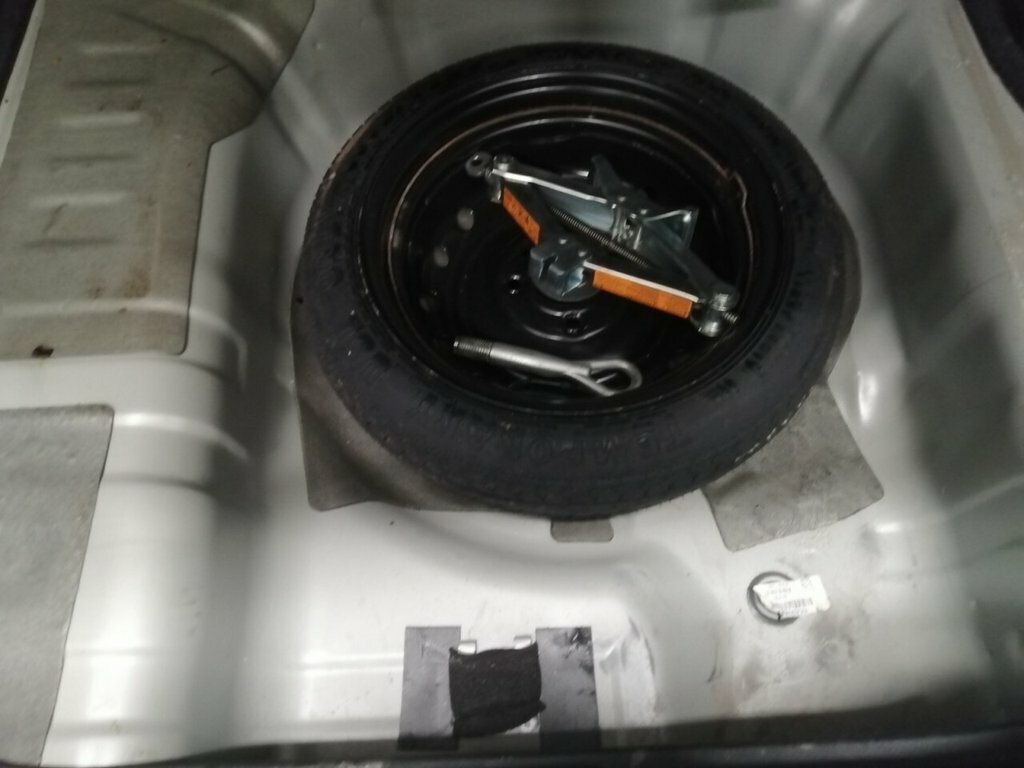 Nissan Tiida 1.6  #25