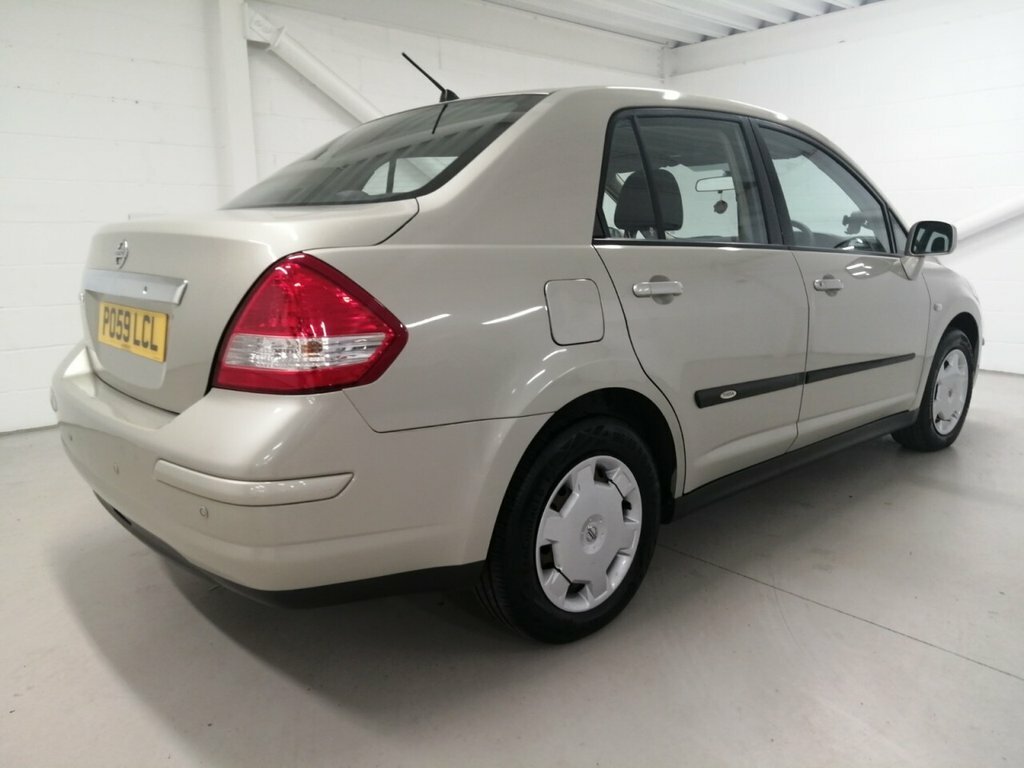 Nissan Tiida 1.6  #20