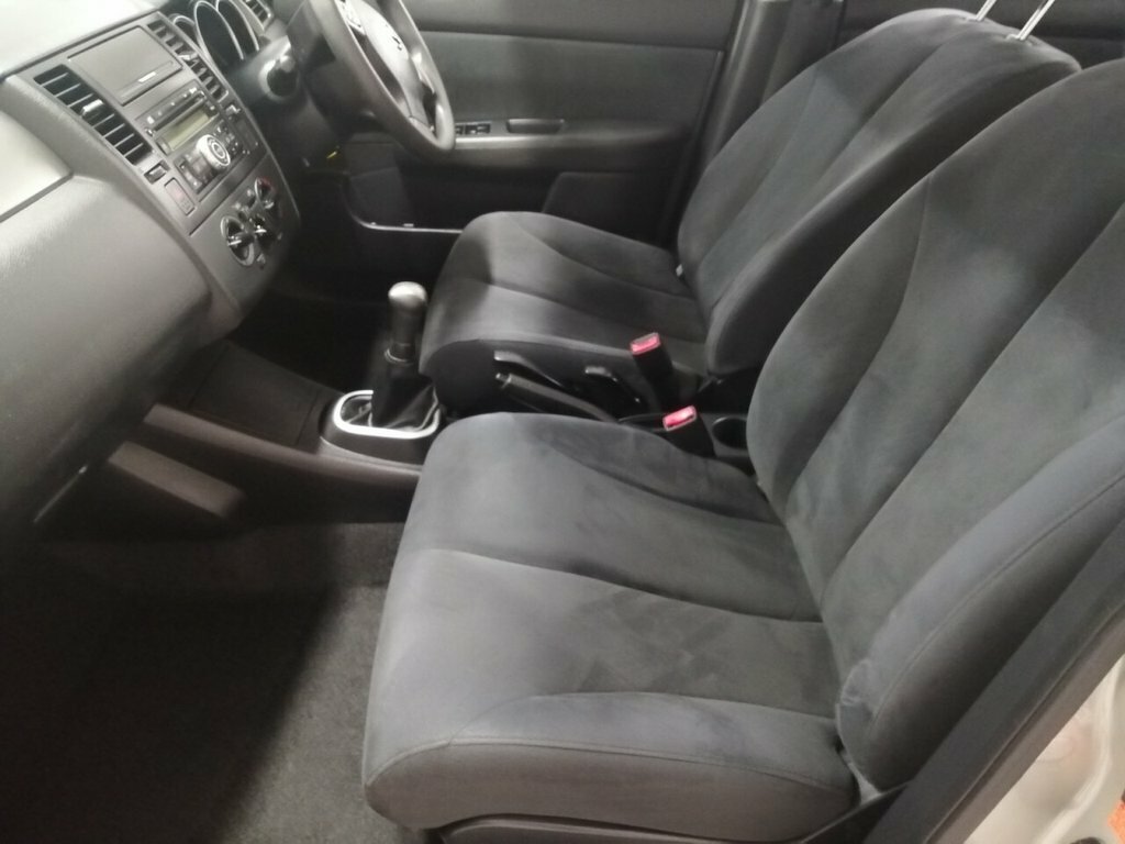 Nissan Tiida 1.6  #7