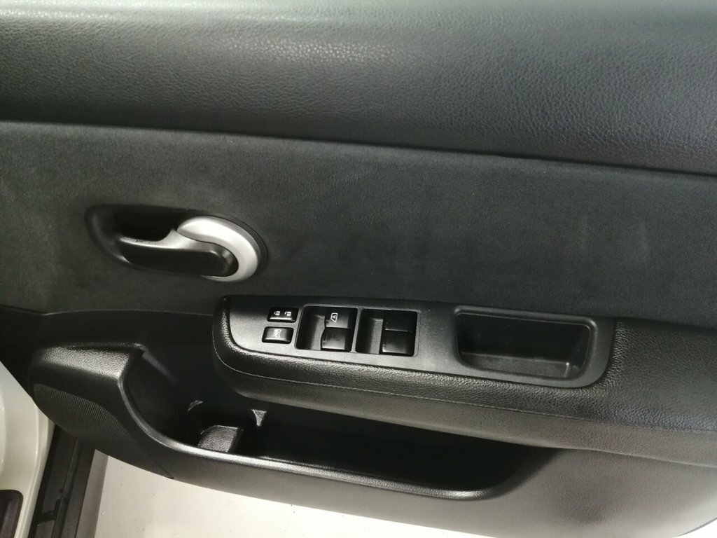 Nissan Tiida 1.6  #27