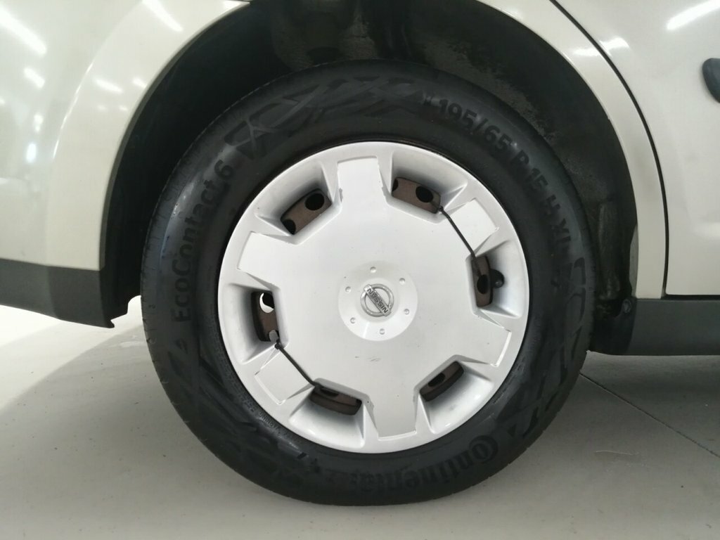 Nissan Tiida 1.6  #38