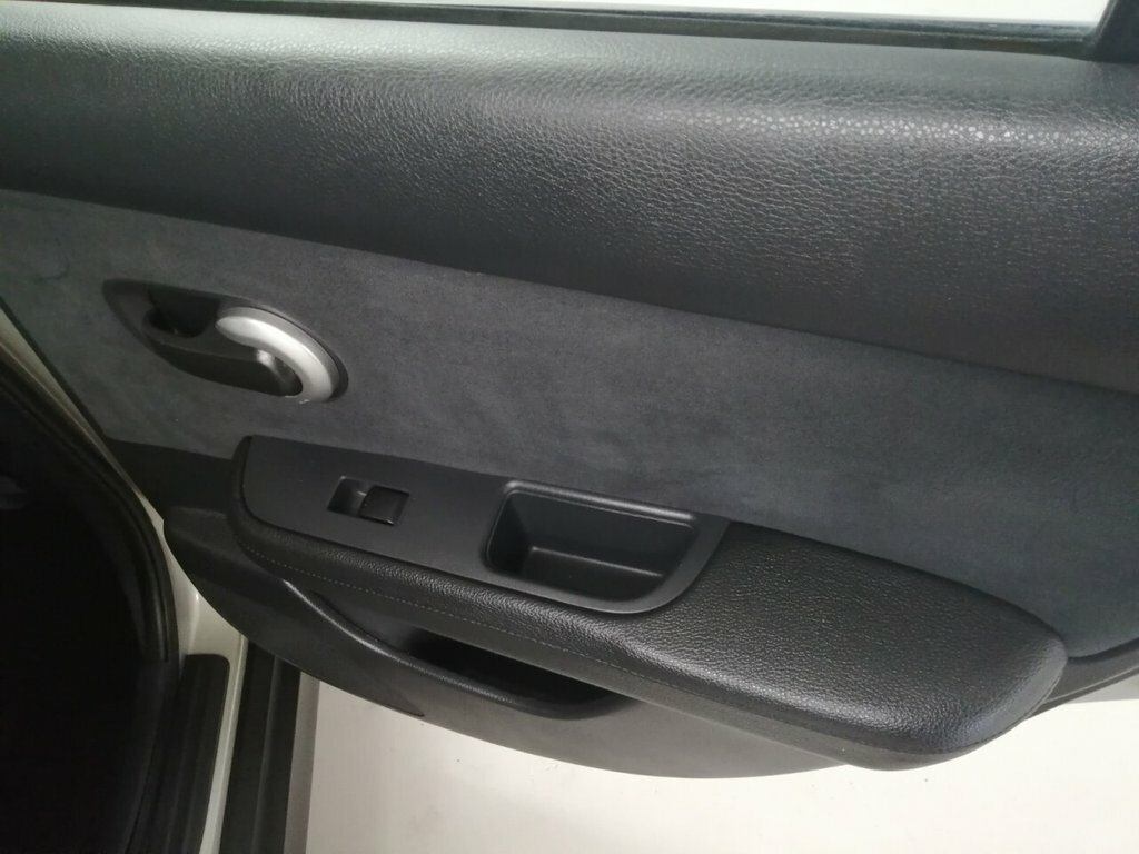Nissan Tiida 1.6  #33