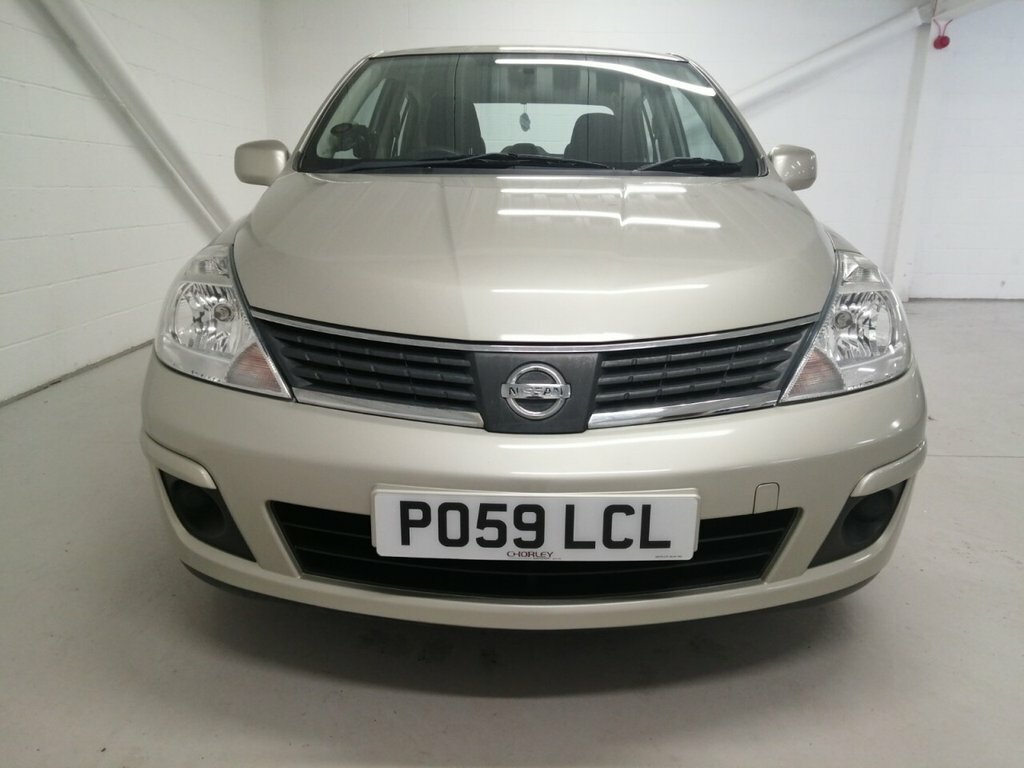 Nissan Tiida Saloon Silver #5