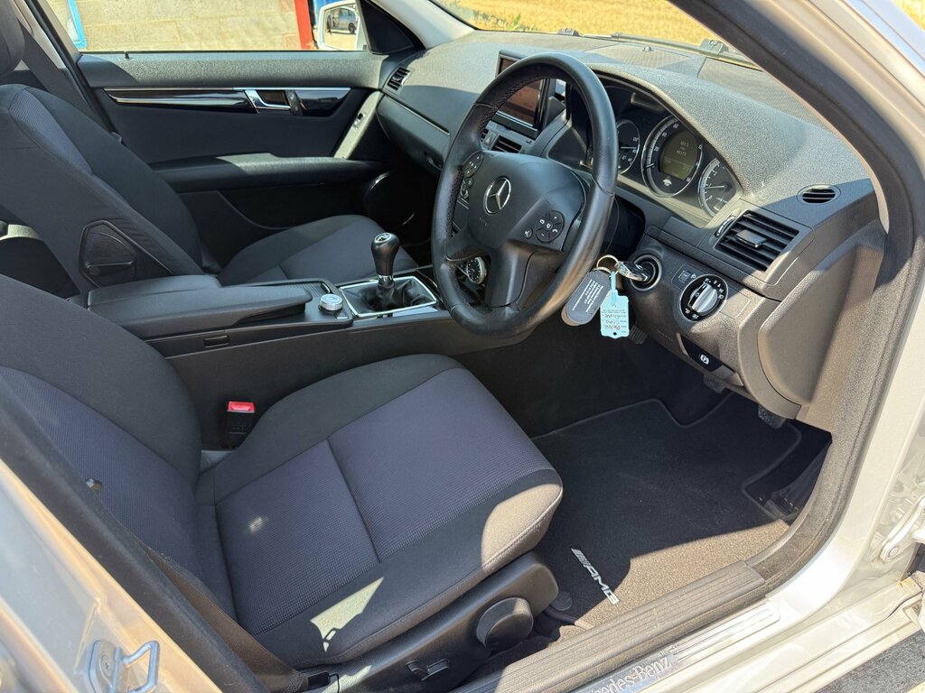 Mercedes-Benz C Class Estate #10