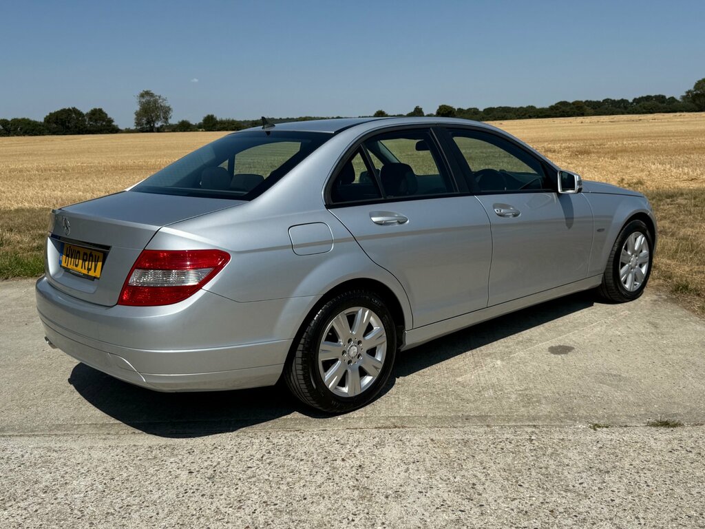 Mercedes-Benz C Class Estate #8
