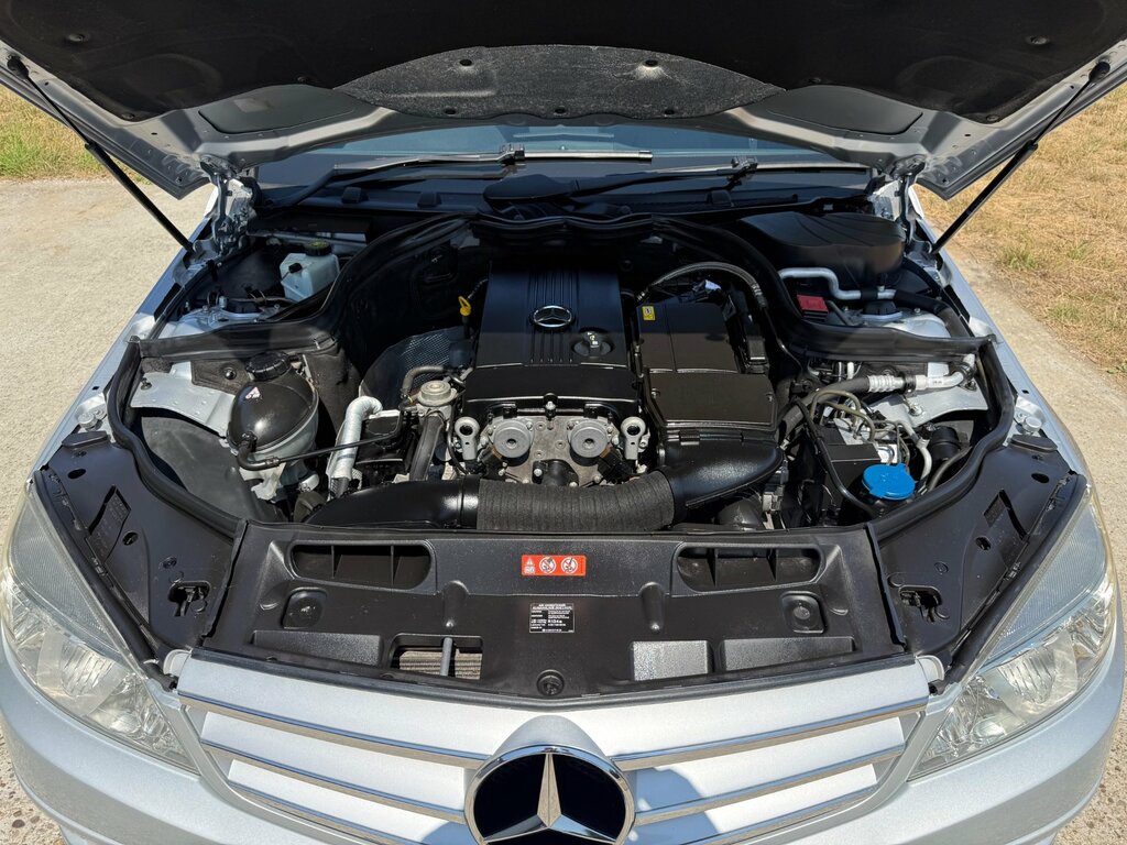 Mercedes-Benz C Class Estate #9
