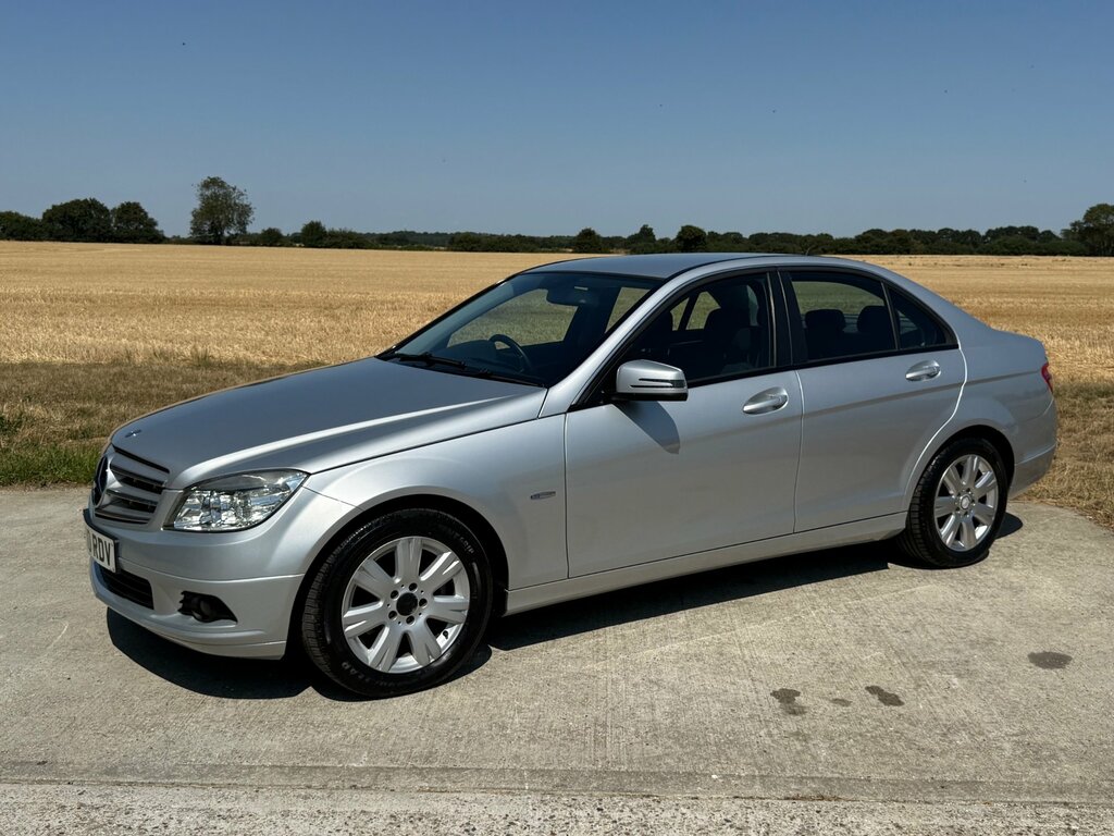 Mercedes-Benz C Class 1.6 C180k Blueefficiency Executive Se Saloon P Silver #2
