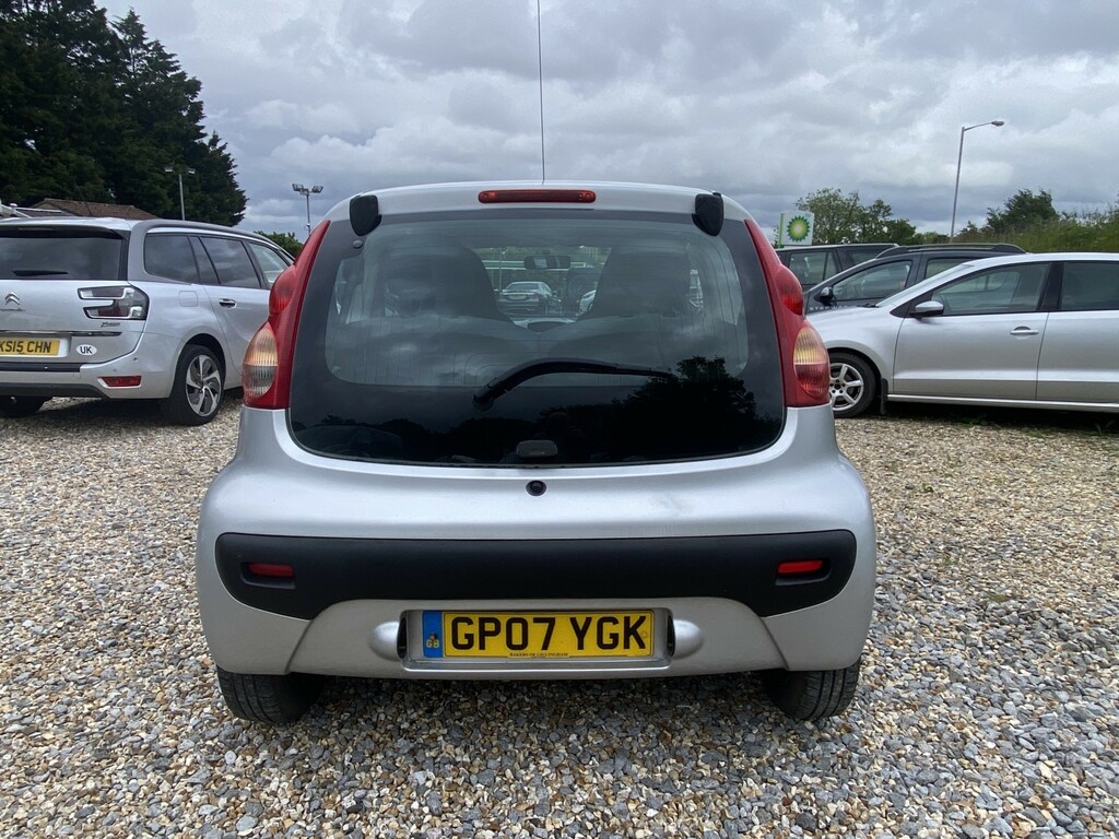 Peugeot 107 Hatchback 1.0 12V Urban 2007 GP07YGK Silver #2