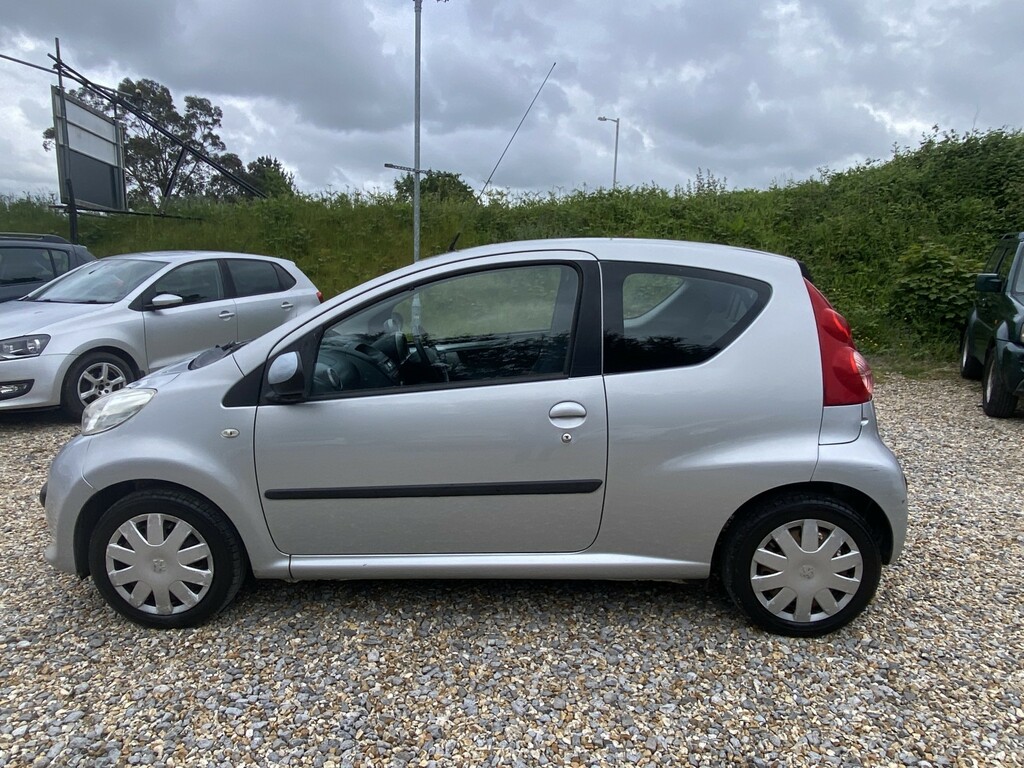Peugeot 107 Hatchback 1.0 12V Urban 2007 GP07YGK Silver #5
