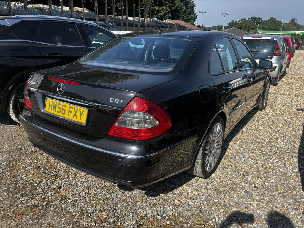 Mercedes-Benz E Class Saloon 3.0 E280 Cdi Sport 2006 Black #2