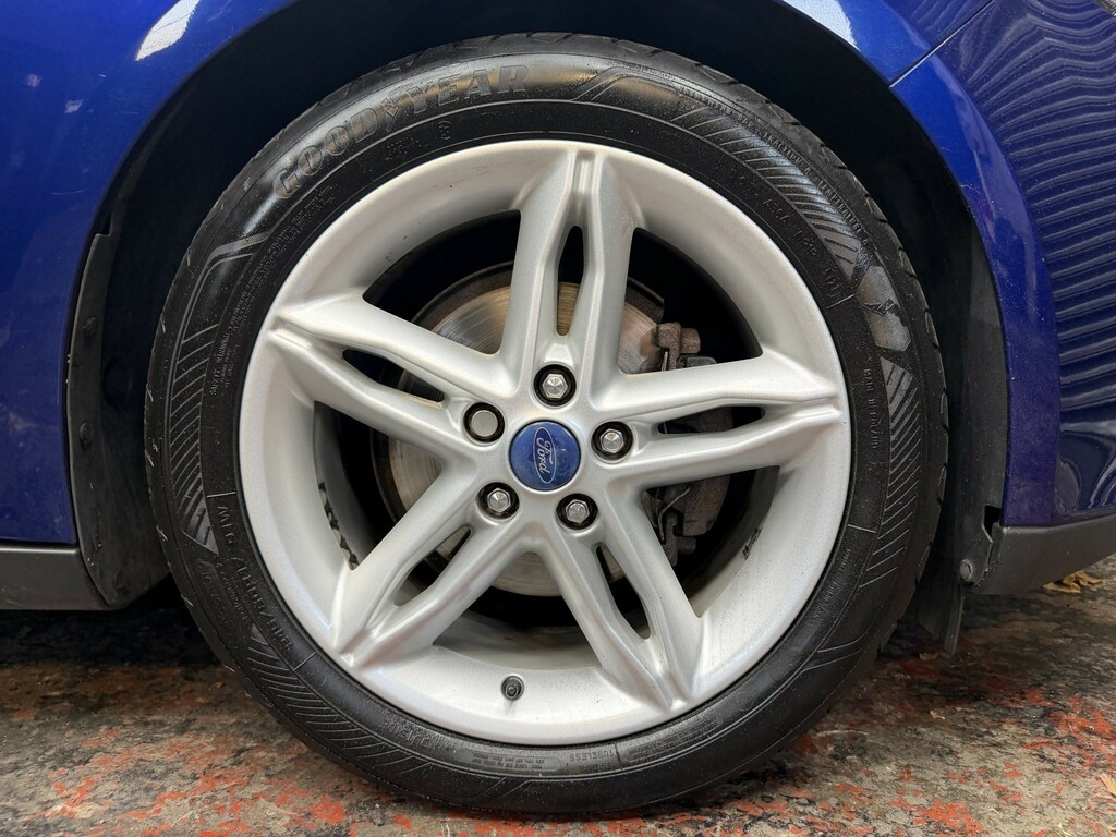 Ford Focus 1.6 Titanium 2015 Blue #6