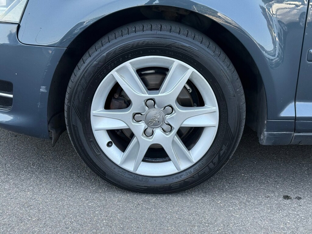Audi A3 1.6 Tdi Se Grey #3