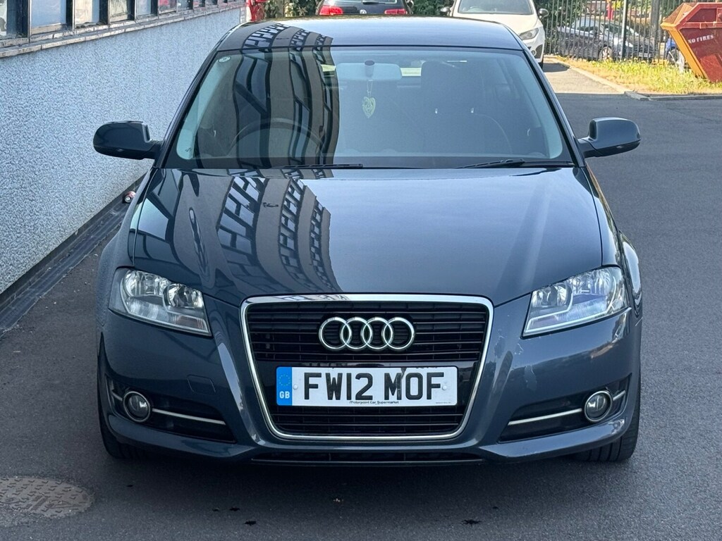 Audi A3 1.6 Tdi Se Grey #2