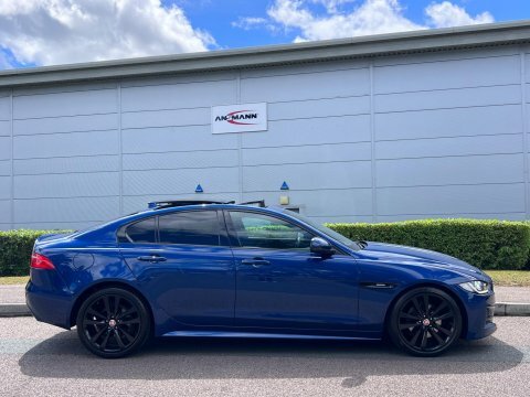 Jaguar XE 2016 16 2.0D Blue #2