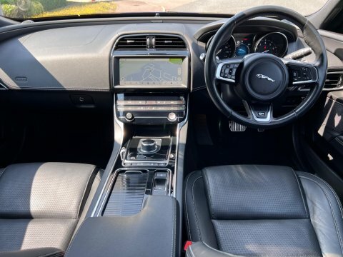 Jaguar XE Saloon 2.0D R-sport Euro 6 Ss 201968 Blue #18