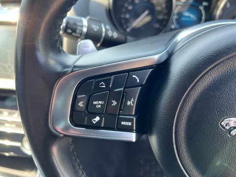 Jaguar XE Saloon 2.0D R-sport Euro 6 Ss 201968 Blue #38