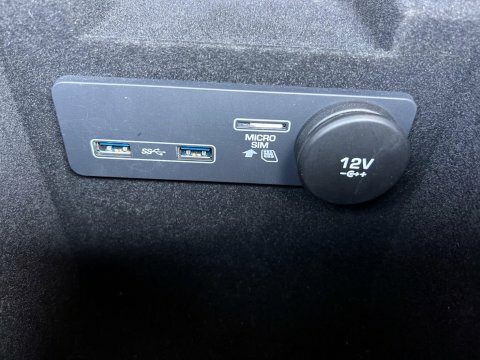 Jaguar XE Saloon 2.0D R-sport Euro 6 Ss 201968 Blue #41