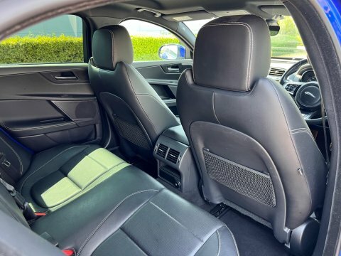 Jaguar XE Saloon 2.0D R-sport Euro 6 Ss 201968 Blue #28