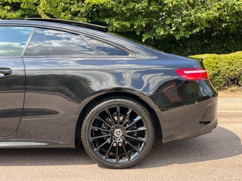 Mercedes-Benz E Class E220d Amg Line Premium 192 Bhp White #50