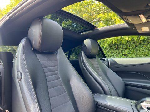 Mercedes-Benz E Class E220d Amg Line Premium 192 Bhp White #70