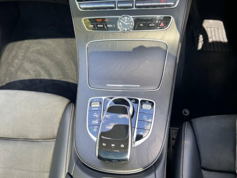 Mercedes-Benz E Class E220d Amg Line Premium 192 Bhp White #23
